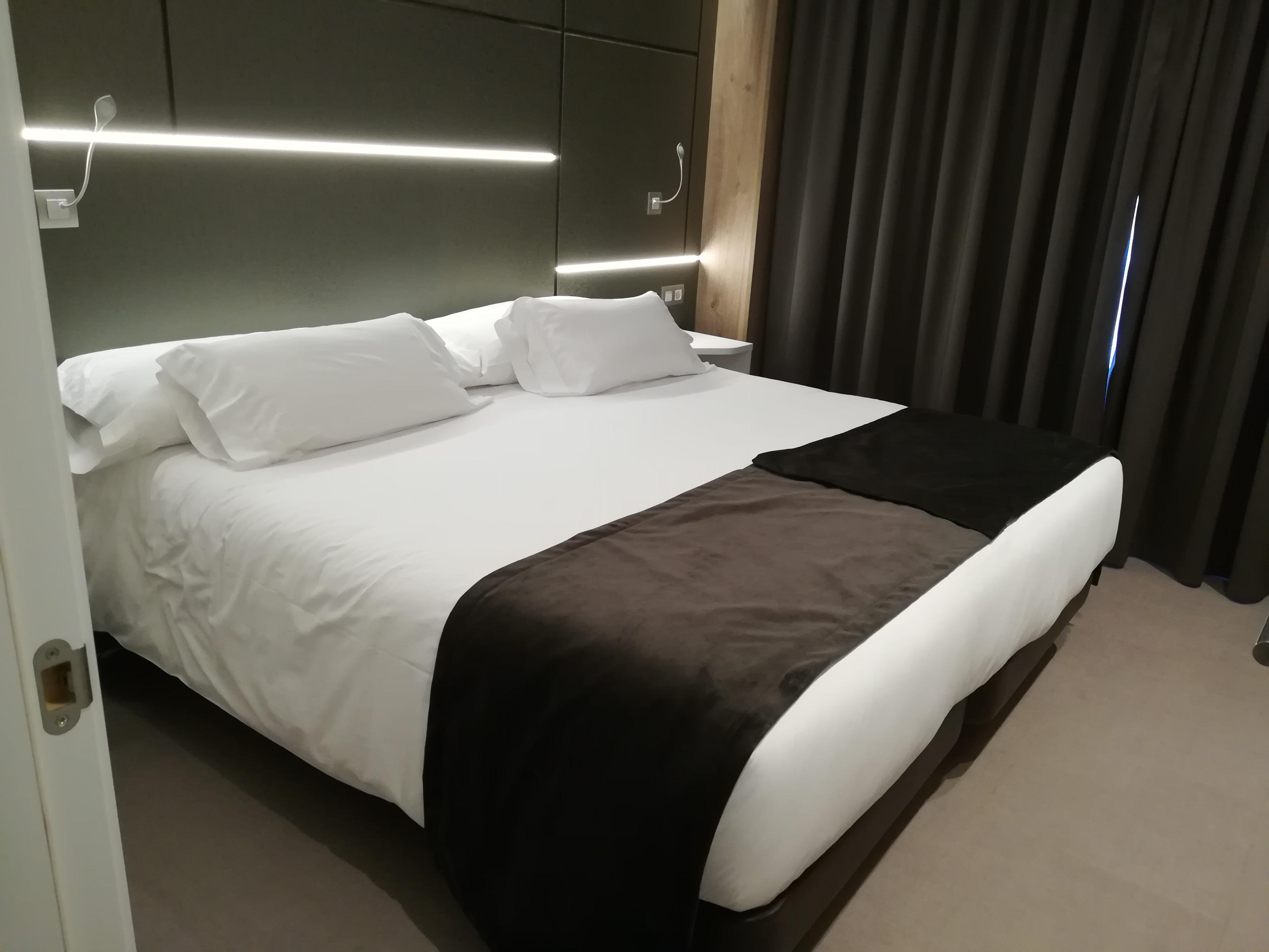Hotel & Spa Ciudad De Бинефар Экстерьер фото