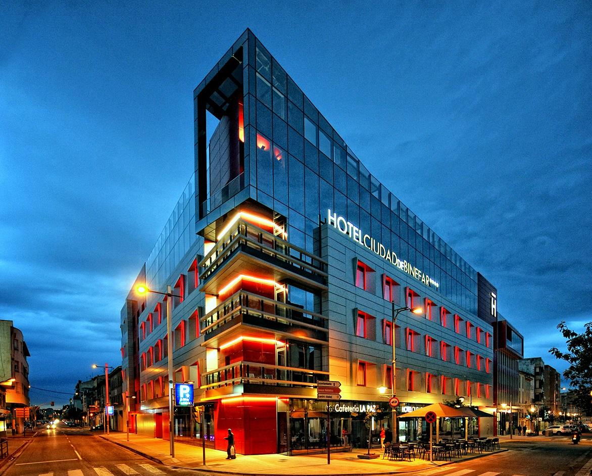 Hotel & Spa Ciudad De Бинефар Экстерьер фото