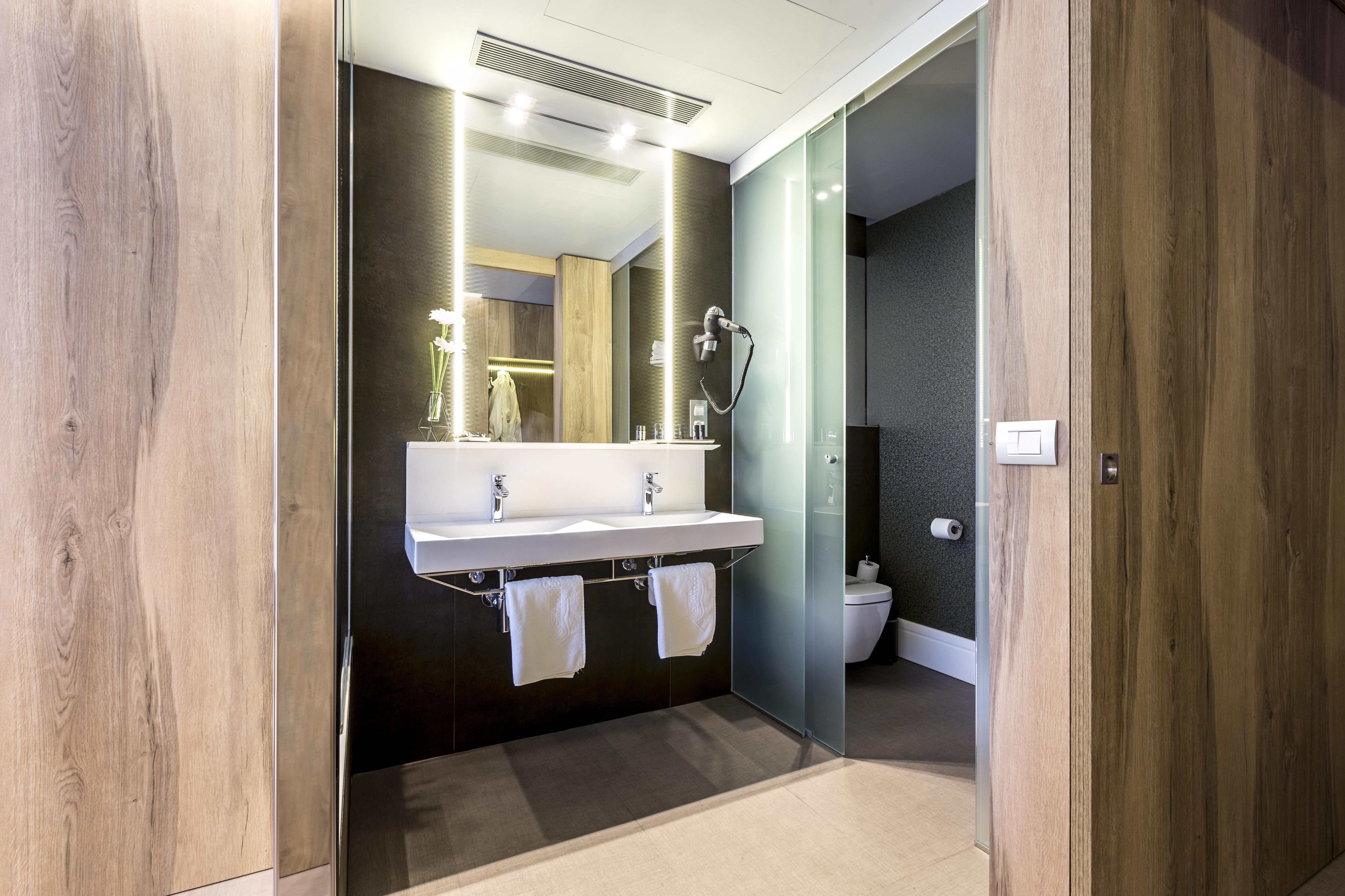 Hotel & Spa Ciudad De Бинефар Экстерьер фото