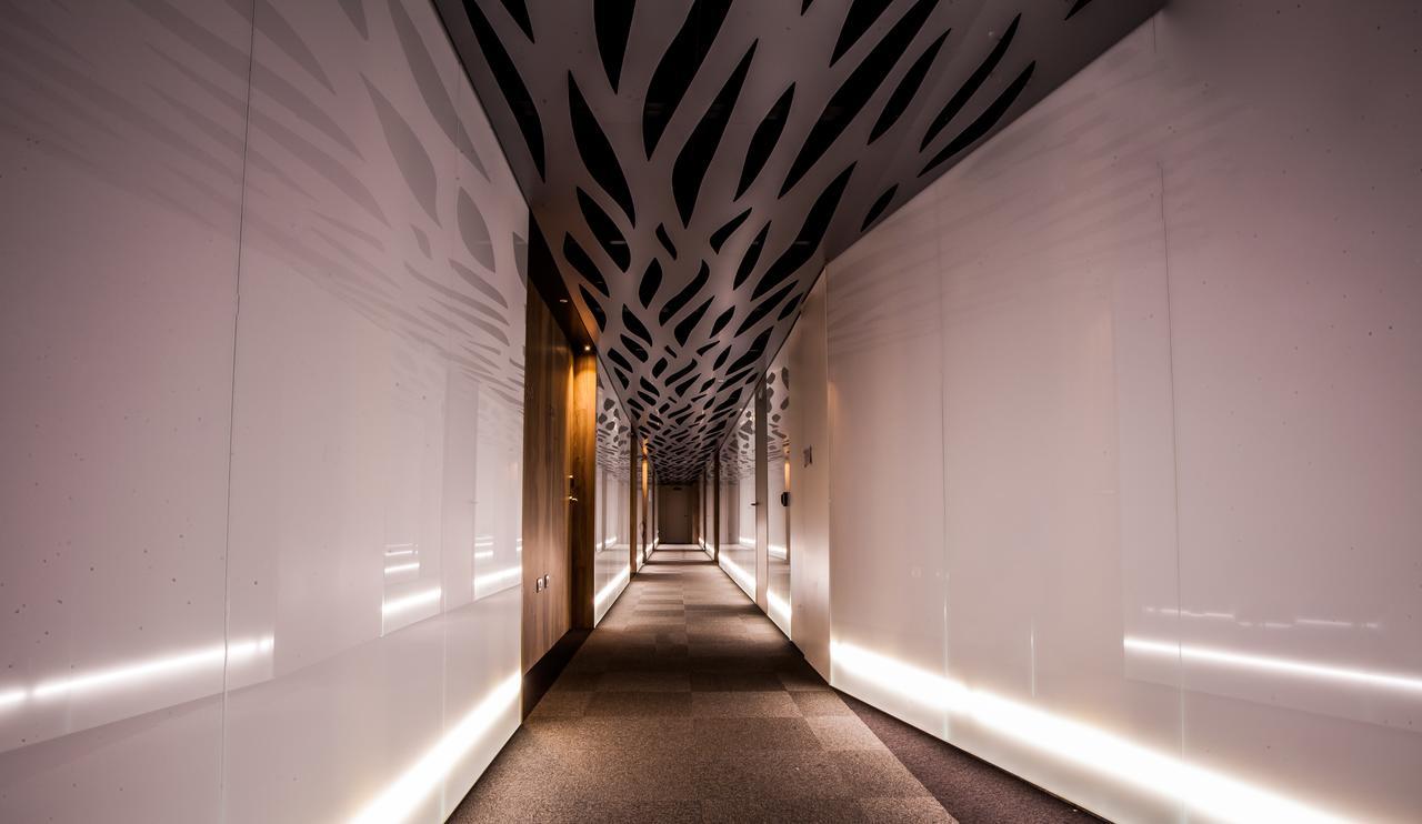 Hotel & Spa Ciudad De Бинефар Экстерьер фото