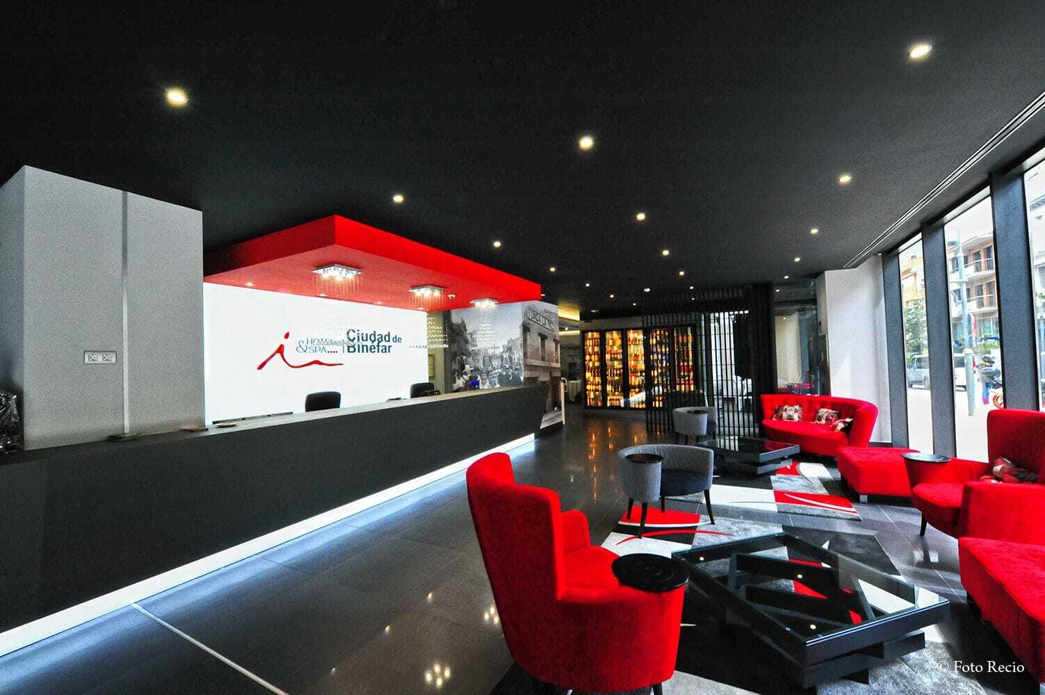 Hotel & Spa Ciudad De Бинефар Экстерьер фото